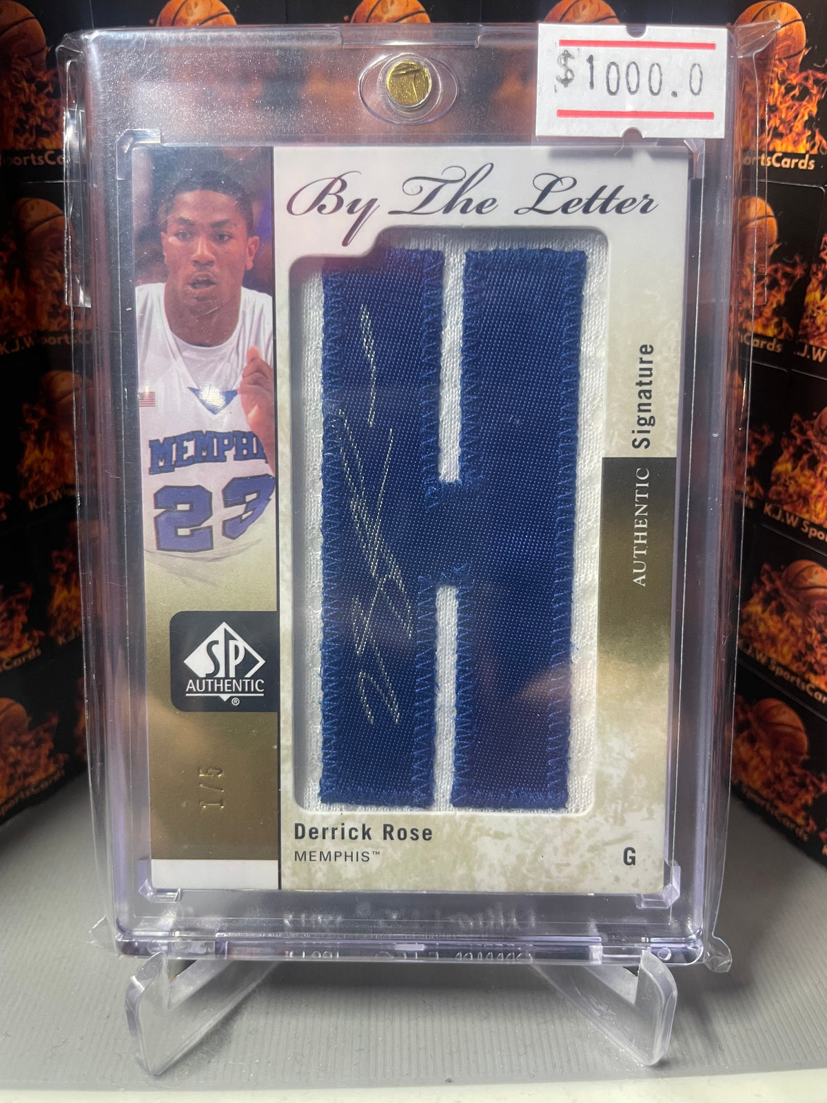 Derrick Rose SP 12-13 By The Letters Patch Auto Gold 1/5